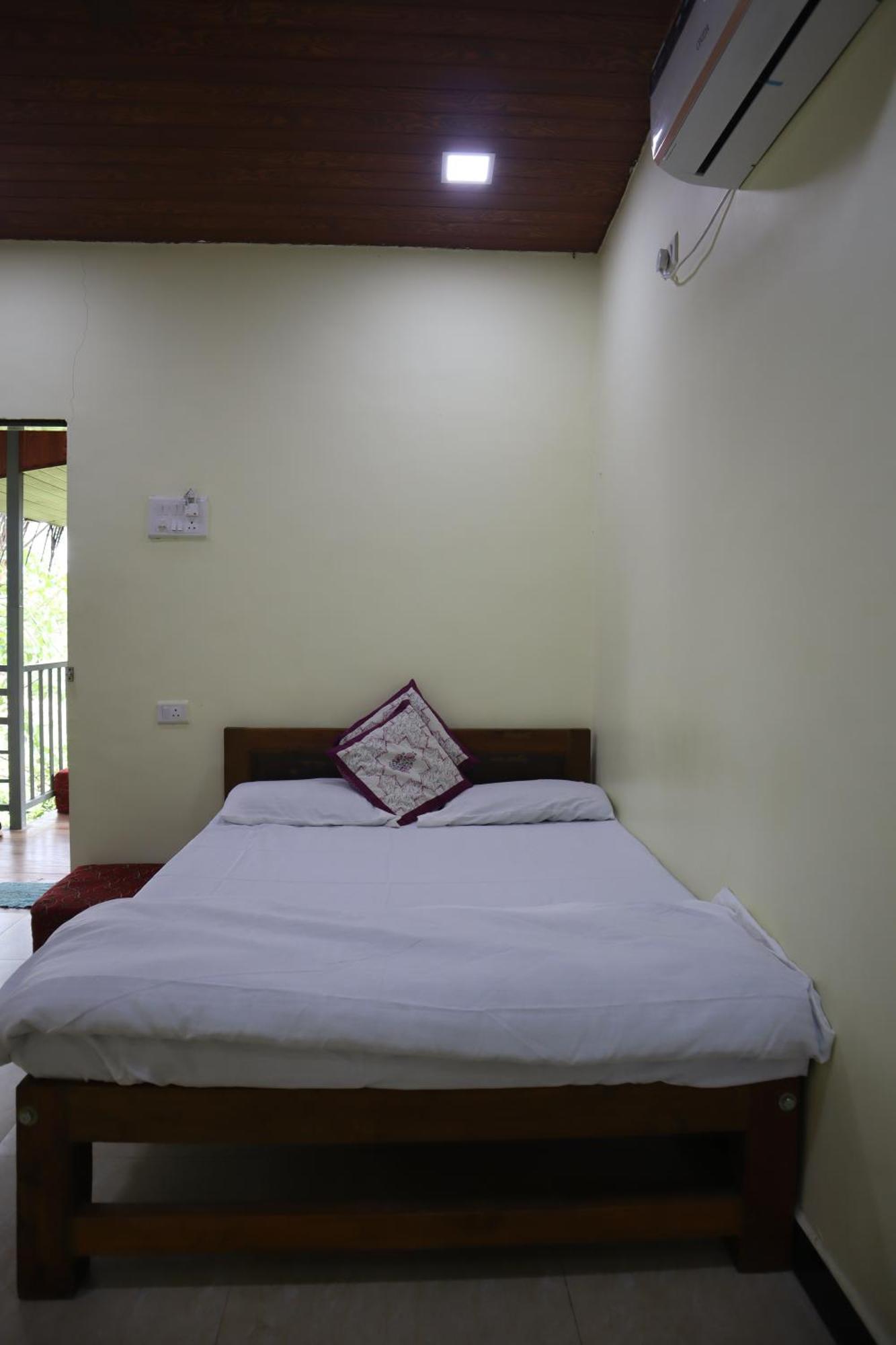 Gokul Cottage & Villa Revadanda 外观 照片