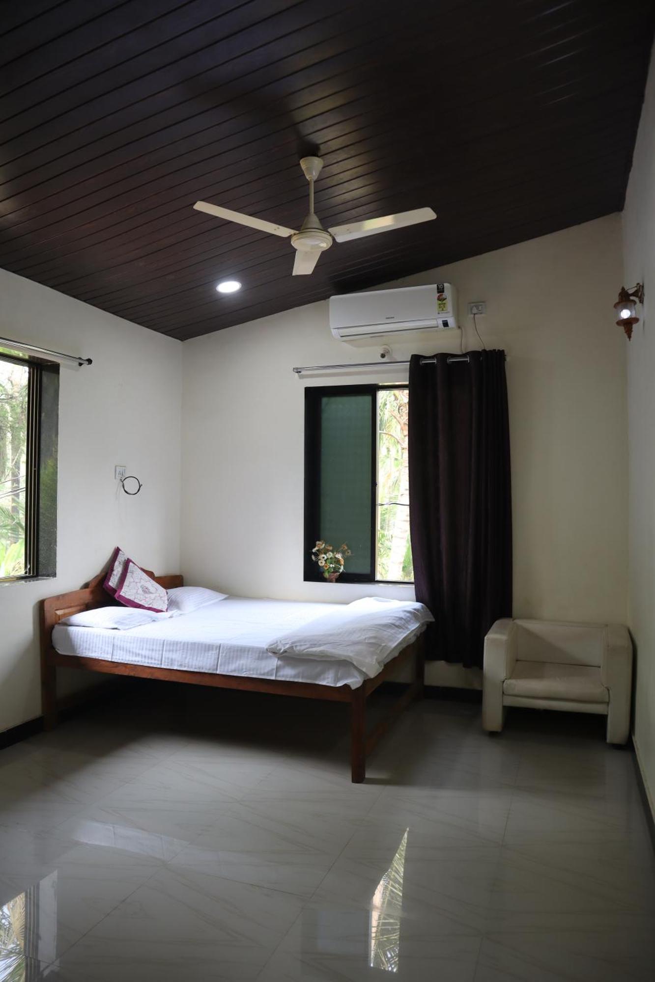 Gokul Cottage & Villa Revadanda 外观 照片